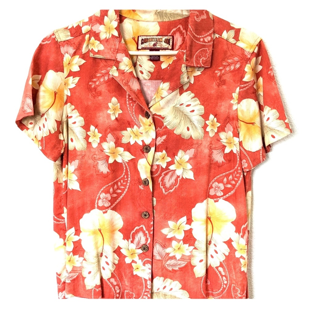 Caribbean Joe Size Small Women's Button Down Tee
